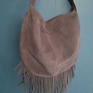 🙊NWT Gray UGG fringed shoulder bag 🙊